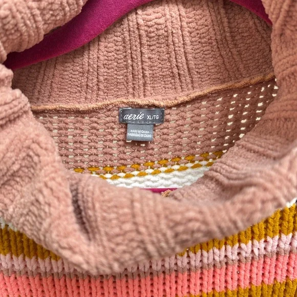 Chunky Aerie Striped Pink and Tan Women's Sweater. Size XL. Oversized. Soft - Picture 3 of 6